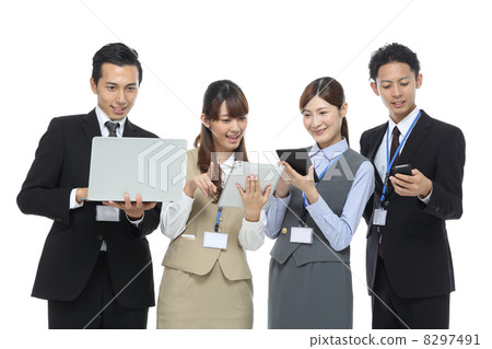 New recruits (new employees who are happy to see the screen) New recruits (new employees who are happy to see the screen) 8297491