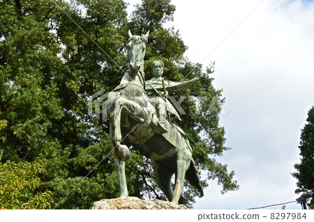 Takasugi Shinsaku皇家雕像（Kogami-ji / Yamaguchi-ken Shimonoseki-shi，Nago Kawabata） 8297984