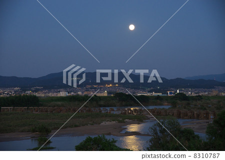 Mid autumn moon and flow bridge Mid autumn moon and flow bridge 8310787