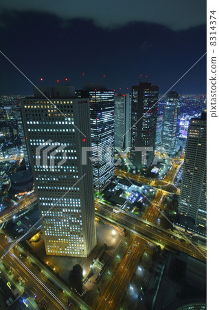 Night view of Shinjuku skyscraper Night view of Shinjuku skyscraper 8314374