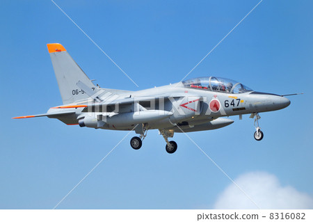 T-4訓練機 8316082