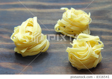 Pasta Pasta 8316541