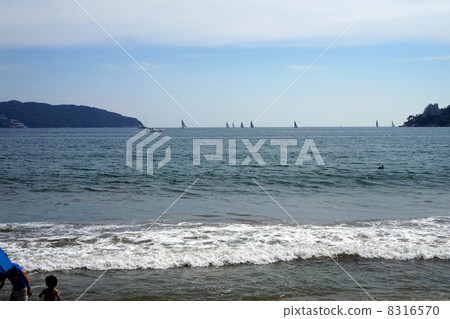 The sea of Acapulco The sea of Acapulco 8316570