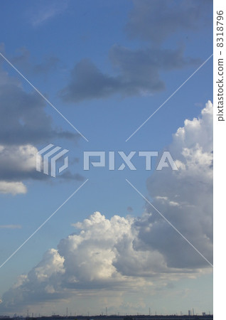 雲 8318796