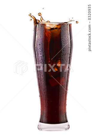 Fresh cola drink background with splash 8320935