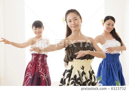 Hula classroom 8323732