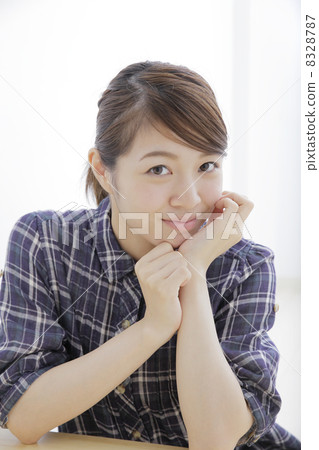 Female portrait 8328787