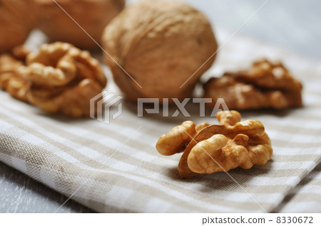 Walnuts 8330672