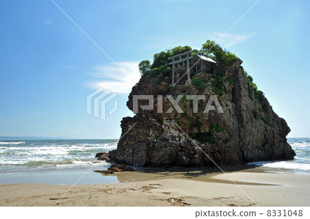 Izumo Inasa Beach's Benten Island 8331048