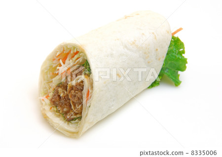 Delicious tortilla with grilled meat 8335006