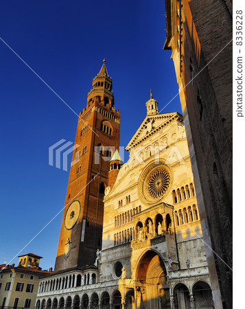 Cremona Cathedral, Lombardy, Italy 8336228