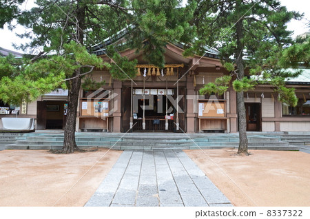 Kamisama's Shrine Kameyama Hachimangu Shrine (Nakano-cho, Shimonoseki City, Yamaguchi) Kamisama's Shrine Kameyama Hachimangu Shrine (Nakano-cho, Shimonoseki City, Yamaguchi) 8337322