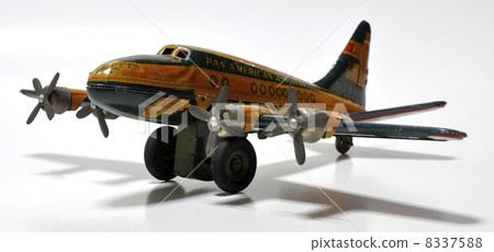 Tin toy aircraft 3 8337588