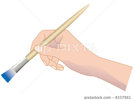 Hand with a brush 8337981