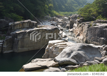 醒來一個地板 醒來一個地板 8340162