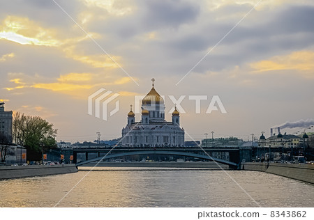 Christ the Savior Cathedral in Moscow 8343862
