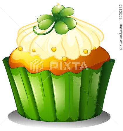 A delicious cupcake for St. Patricks day 8350585