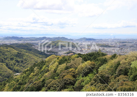 一個神聖的地方 8356316