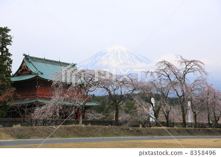 Mount Fuji and the mountain gate Mount Fuji and the mountain gate 8358496
