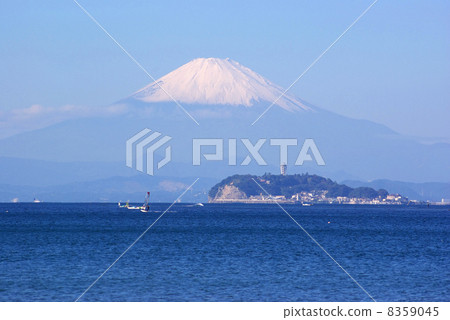 11月通過江蘇從富士海岸看到的富士山 8359045