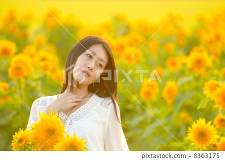 Thought Thought 8363175