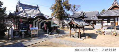 Shikoku Buddha No. 53 Buddhist temple "Yuen-ji Temple" Daitsodo, Mid Gate, Main Hall, Bell tower Shikoku Buddha No. 53 Buddhist temple "Yuen-ji Temple" Daitsodo, Mid Gate, Main Hall, Bell tower 8364546