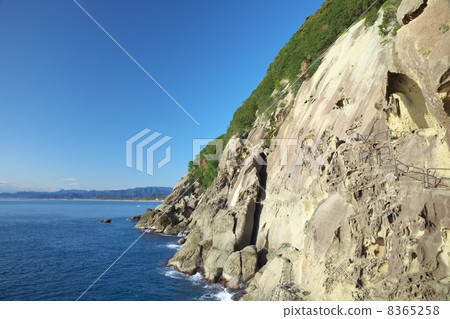 Rock skin of Oniga Castle Rock skin of Oniga Castle 8365258