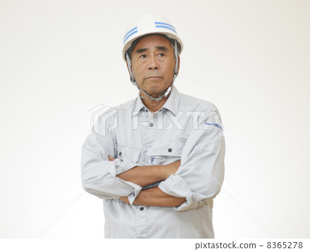 Image of male worker 8365278