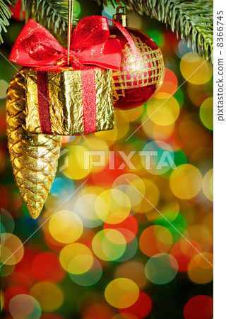 Christmas tree and gift 8366745