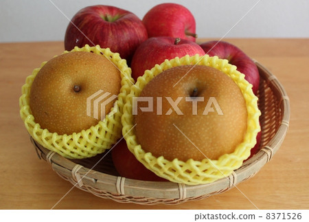 With no apples 8371526