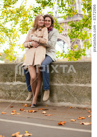 Couple in Paris on a fall day 8372066