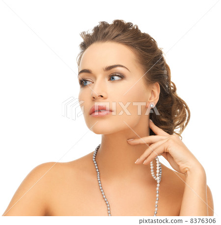 woman with pearl earrings and necklace woman with pearl earrings and necklace 8376306
