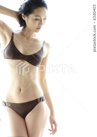 一個泳裝女士 一個泳裝女士 8380403