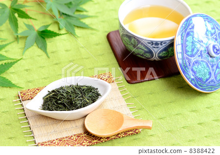 一杯茶 一杯茶 8388422