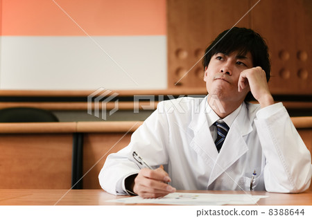 Thinking male white man 8388644