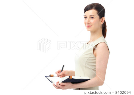 打開筆記本的白人婦女 8402094