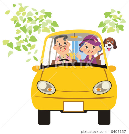 Elder couple drive, travel 8405137