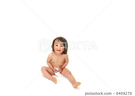 1歲9個月大的嬰兒 8409278