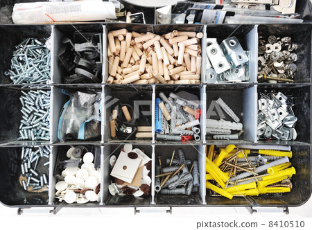 Toolbox with arranged screws Toolbox with arranged screws 8410510