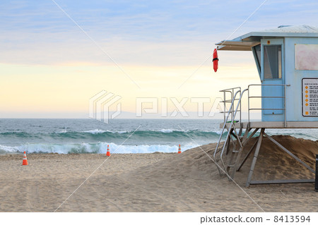 海灘的黃昏 8413594