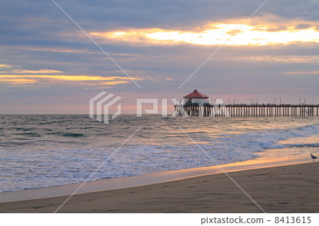 海灘夏天的黃昏 8413615