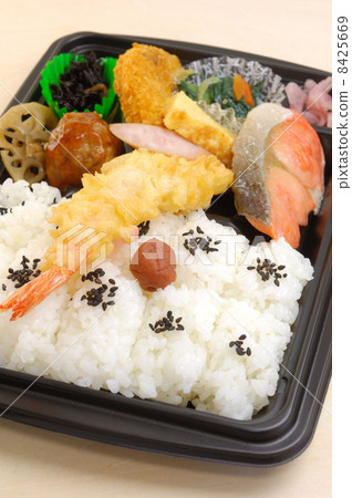 美味的Makunouchi午餐盒 美味的Makunouchi午餐盒 8425669