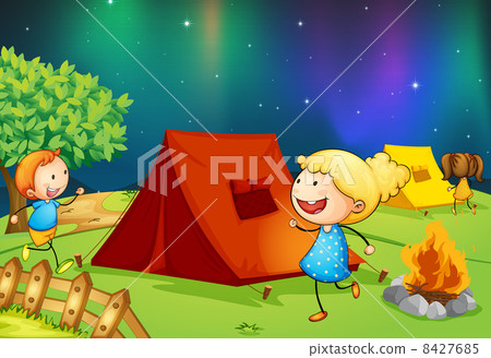 kids near fire 8427685