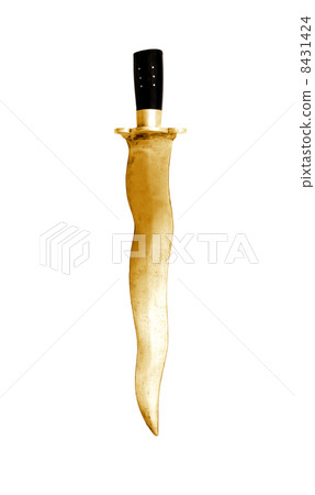 golden dagger symbol 8431424