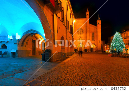 Christmas tree on city square in Alba, Italy. 8433732