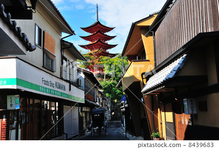 Miyajima Machiya Street的五層寶塔 Miyajima Machiya Street的五層寶塔 8439683