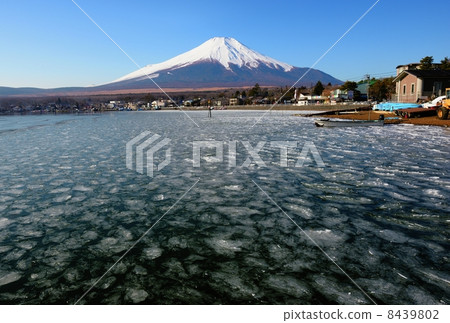 Mount Fuji and drift ice Mount Fuji and drift ice 8439802