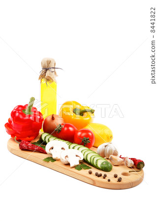 Set fresh vegetables with olive oil isolated on white background 8441822