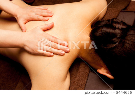 Middle female esthetic (treatment by professional esthetician) Middle female esthetic (treatment by professional esthetician) 8444636