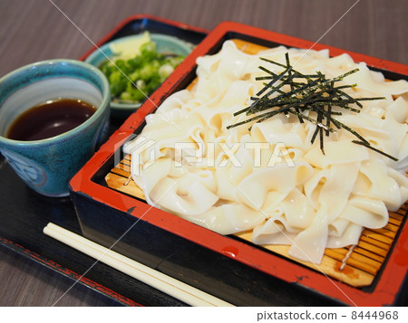 Nagoya specialty "Kishimen" 8444968